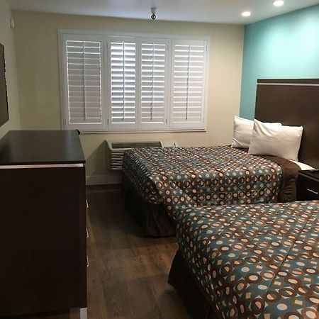 Vagabond Inn Executive - Bakersfield Downtowner חדר תמונה