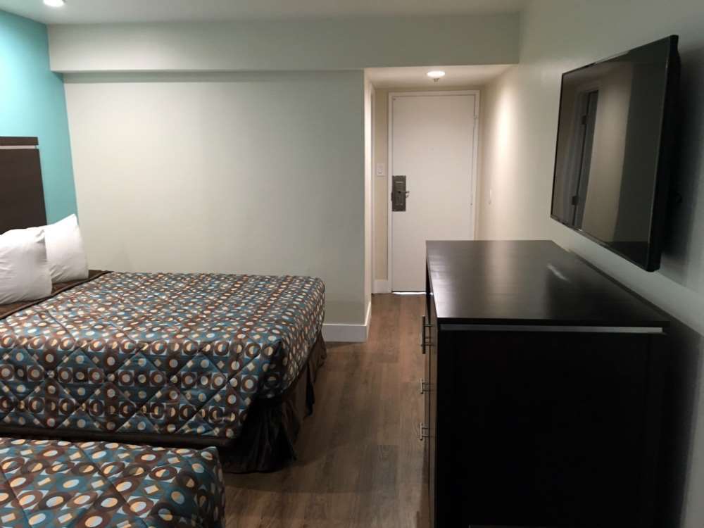 Vagabond Inn Executive - Bakersfield Downtowner חדר תמונה