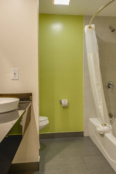 Vagabond Inn Executive - Bakersfield Downtowner מראה חיצוני תמונה